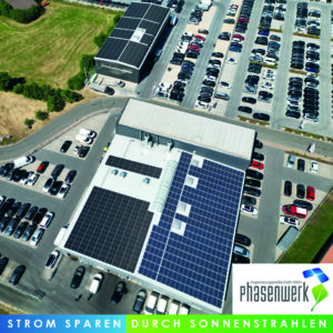 Gewerbliche Photovoltaikanlage auf einem Objekt in Dietersheim.